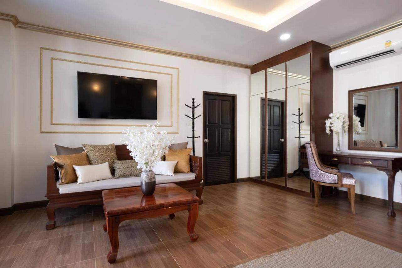 Lanna Kamin Pool Villa Airport Chiang Mai Bagian luar foto