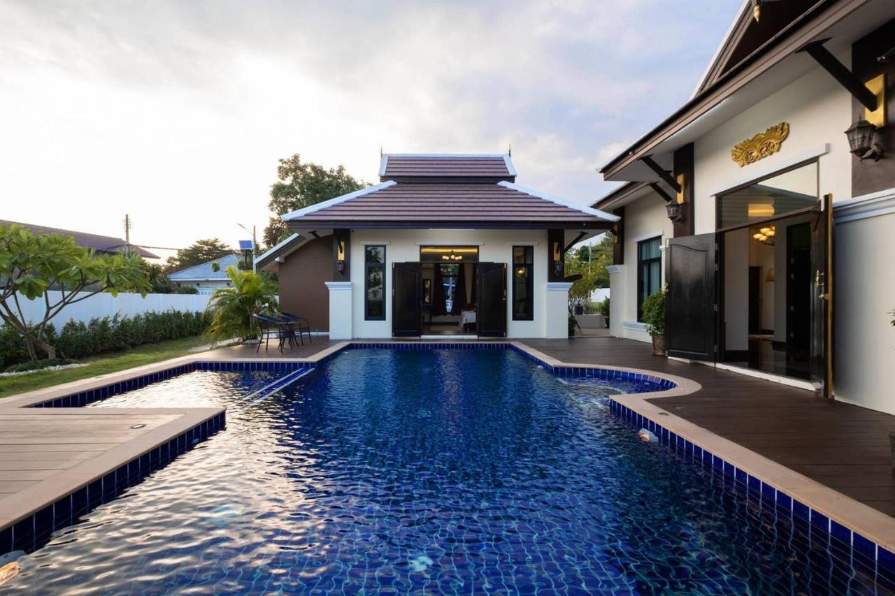 Lanna Kamin Pool Villa Airport Chiang Mai Bagian luar foto